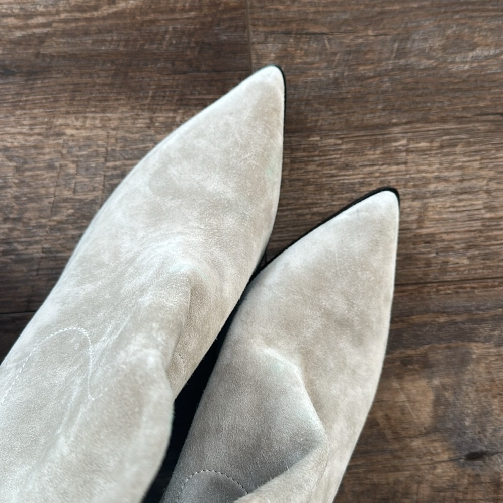 Paige Landyn Boot in Stone - Picture 10 of 16